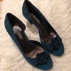 🆕MODA Teal Suede open toe pumps